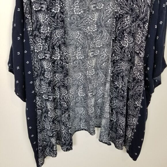 Catherines Women Plus Printed Kimono Top Sz 2X/3X Blue Floral Boho Lightweight - Picture 3 of 5